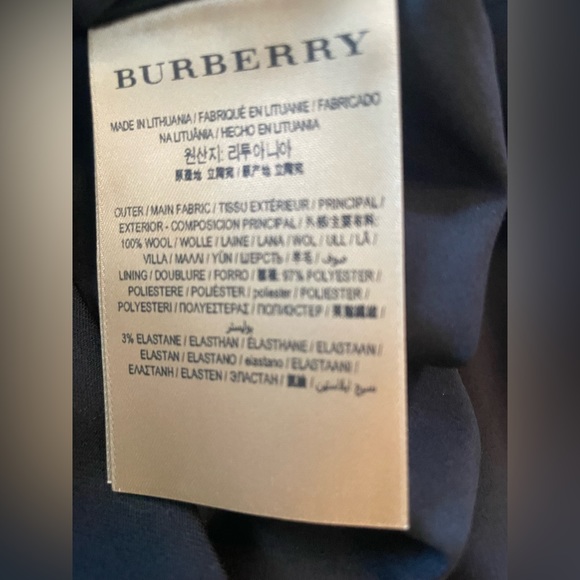 Burberry Classic Black Pencil Skirt NWT - Picture 8 of 11